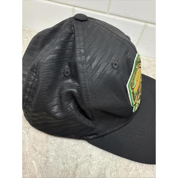 London Knights Faceoff Headwear Reebok cap one size - Picture 13 of 14